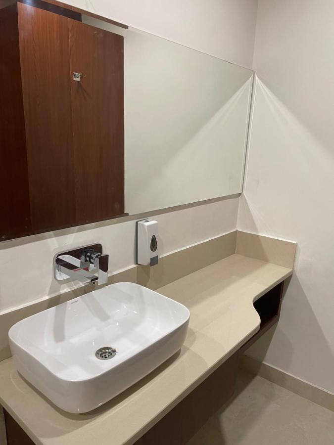 The Kedar Resort Mathura Extérieur photo