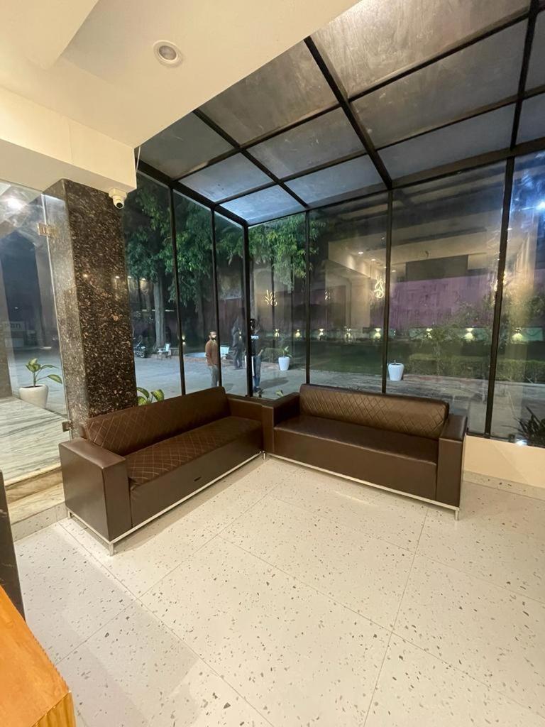 The Kedar Resort Mathura Extérieur photo