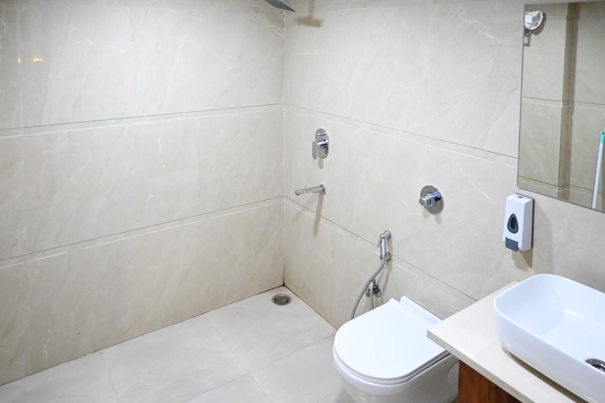 The Kedar Resort Mathura Extérieur photo