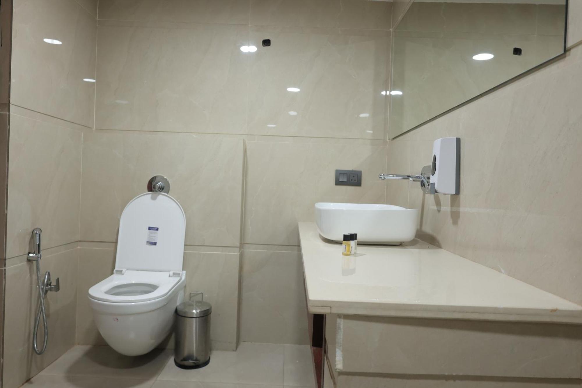 The Kedar Resort Mathura Extérieur photo