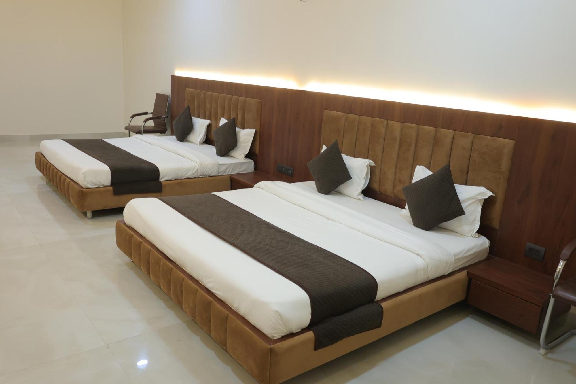 The Kedar Resort Mathura Extérieur photo