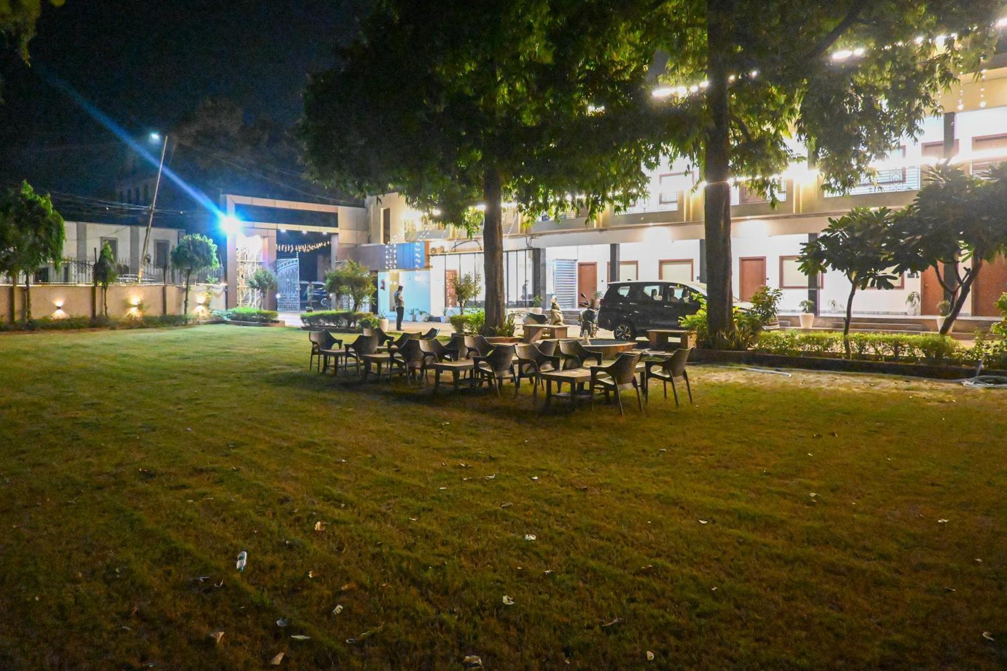 The Kedar Resort Mathura Extérieur photo
